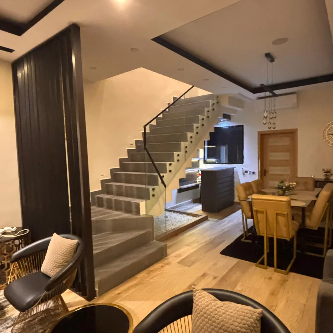 Prime Oniru Terrace: 3-Bed + BQ, N21M/Year
