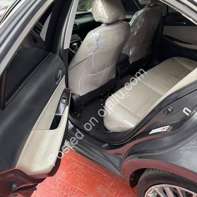 2014 Lexus IS250: Pristine, Full Option – Buy & Drive Today!