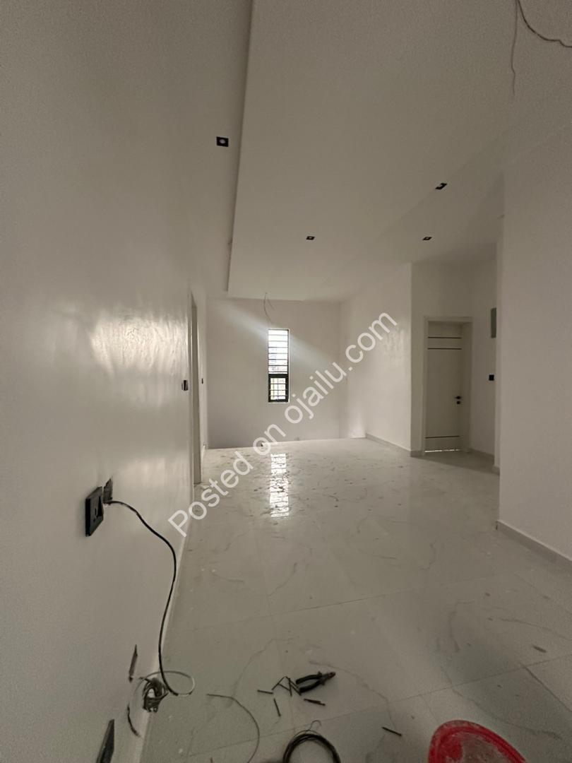 Idado’s Finest: 4-Bed Duplex with Pool & Rooftop