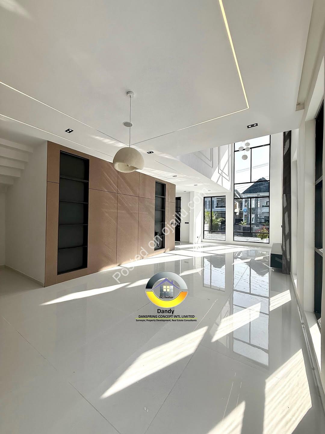 Dive Into Resort-Style Living: 5BR Duplex w/ Pool & Water Fountain