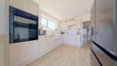 Westerly Luxury Family Home: 4 Beds