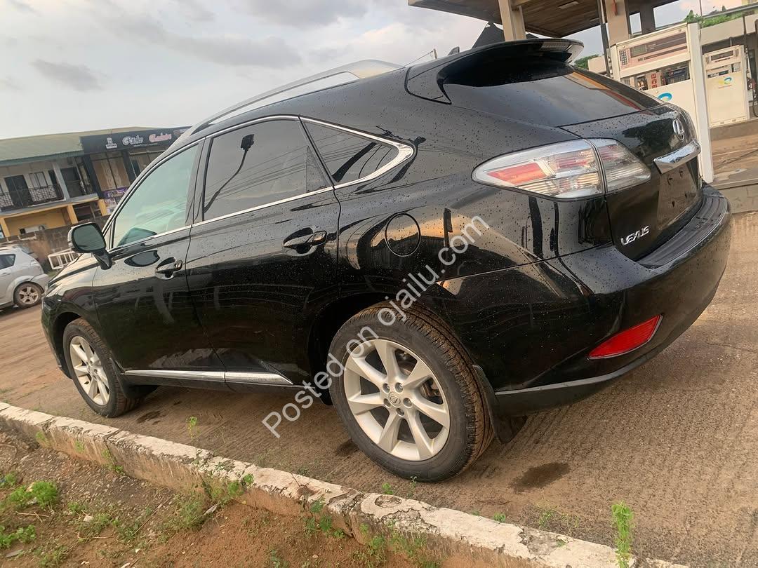 2011 Lexus RX350: Premium Luxury, Unmatched Value