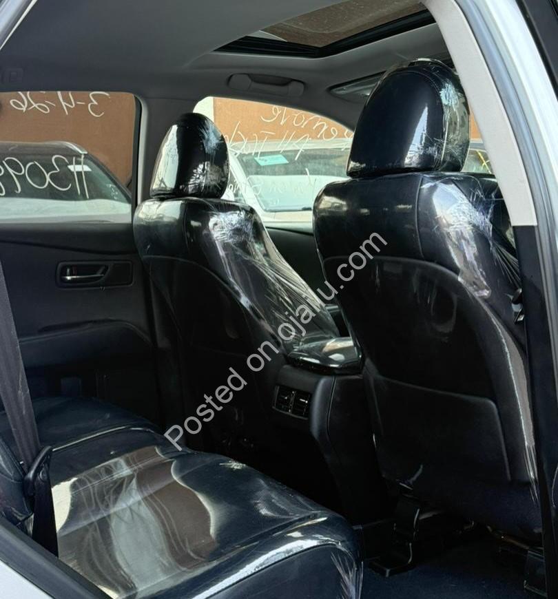 2013 Lexus RX350 | Park Assist & BSM | 25M FIRM