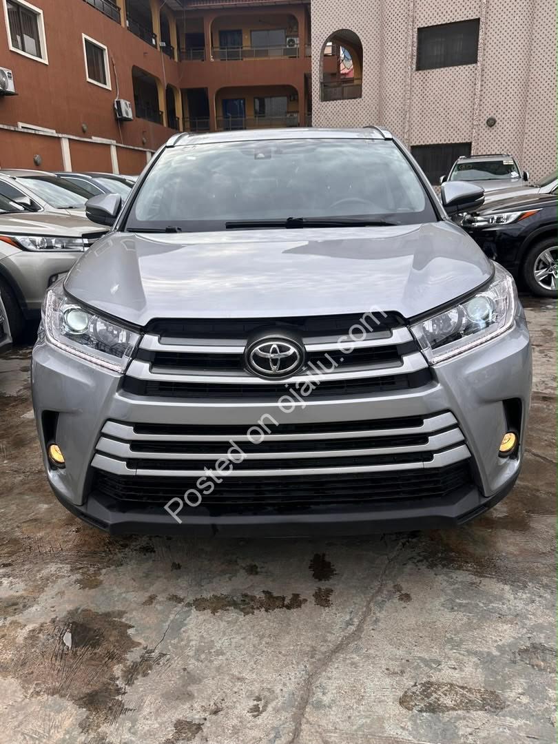 2015 Limited AWD: Loaded & Luxurious, Priced to Move!