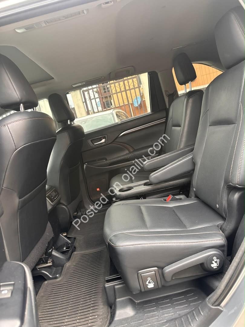 2015 Limited AWD: Loaded & Luxurious, Priced to Move!