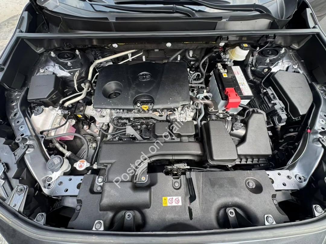 FULL TOYOTA RAV4 2025 – TOKUNBO & MINT CONDITION!
