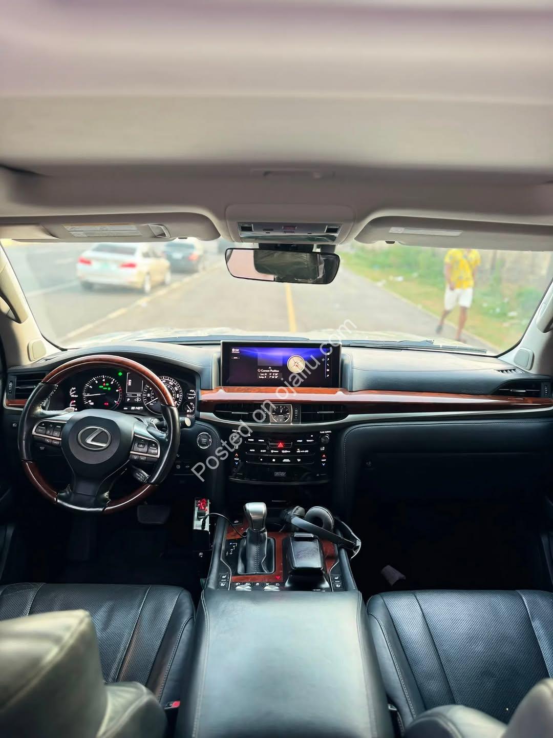 EXCEPTIONAL LEXUS LX570 2018 – Original Duty, Luxury SUV
