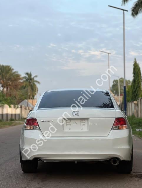 2008 Honda Accord, Low Mileage, Fully Custom Papers – ₦7M Only!   08103043888