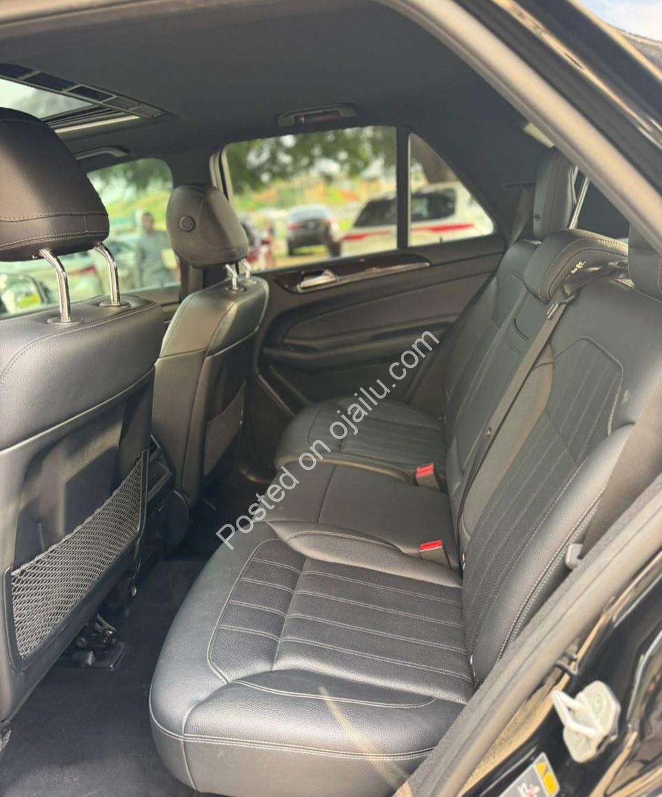 2017 Mercedes GLE350: Genuine Duty, Keyless & Moonroof