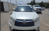 2016 Toyota Highlander Limited – Premium Luxury Awaits