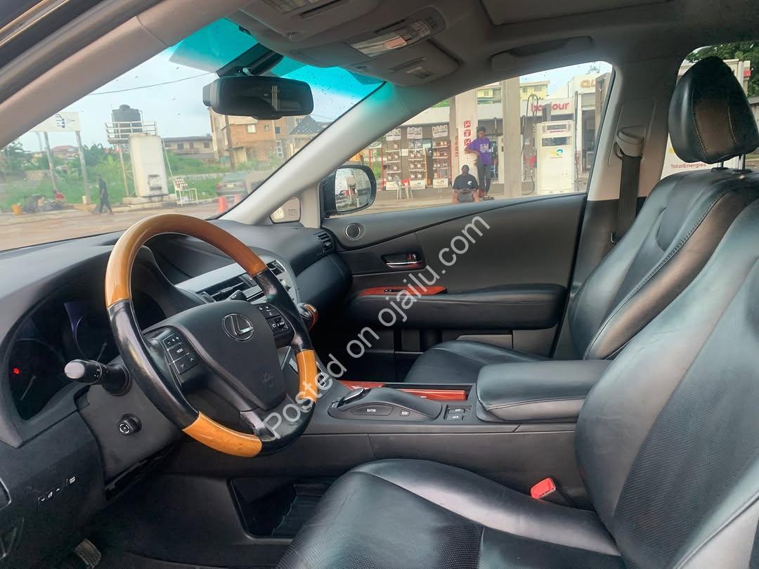 2011 Lexus RX350: Premium Luxury, Unmatched Value