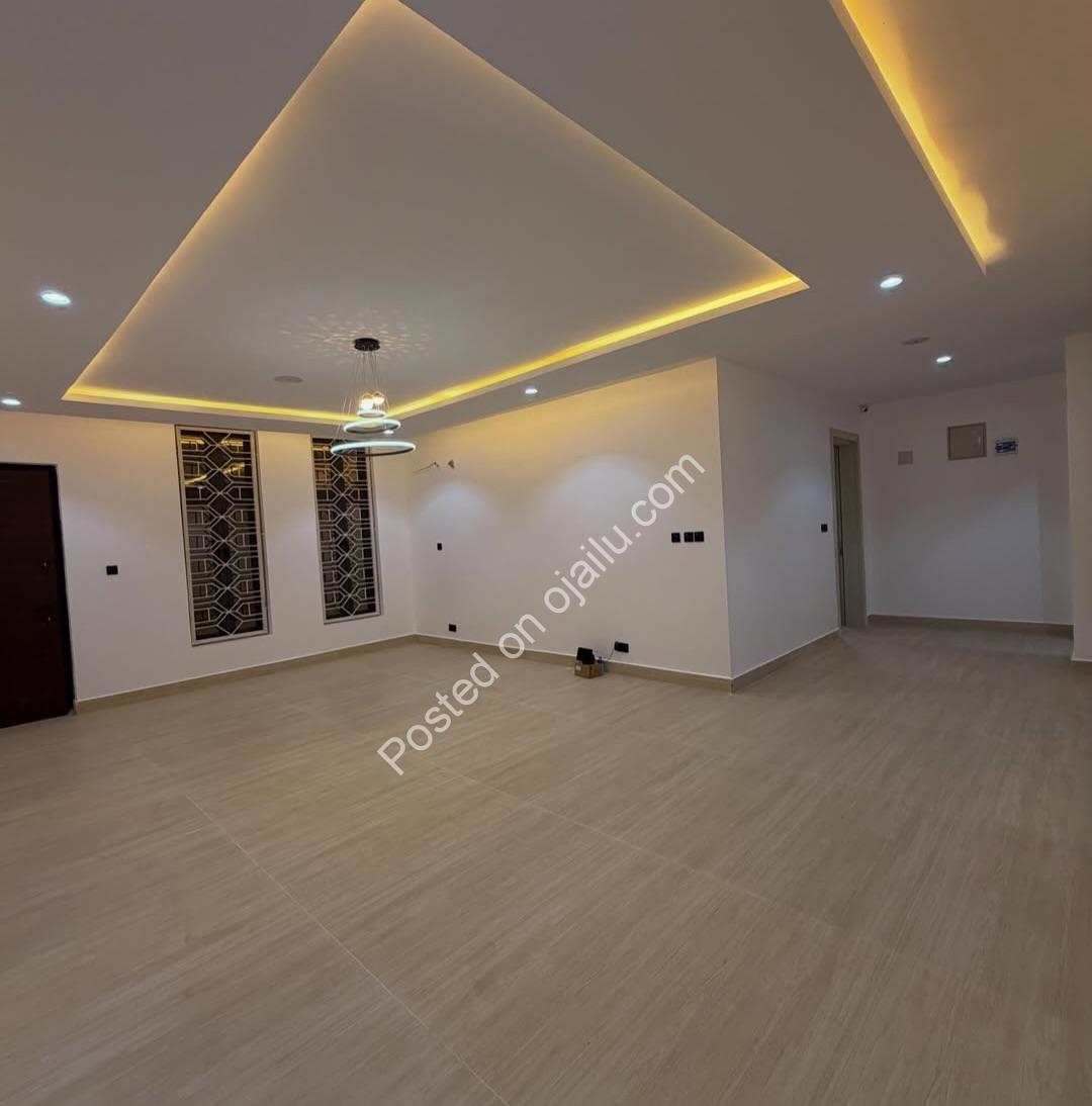 Smart 5-Bed Duplex + 2-Bed BQ on 800sqm