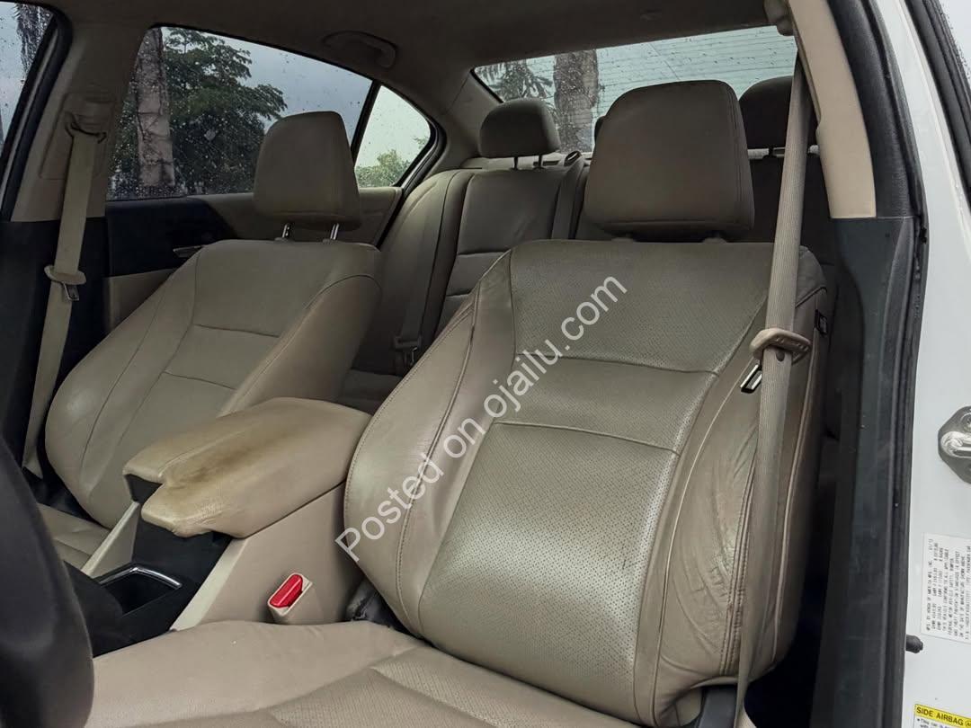 2013 Honda Accord V6: Fully Loaded Luxury, Priced Right