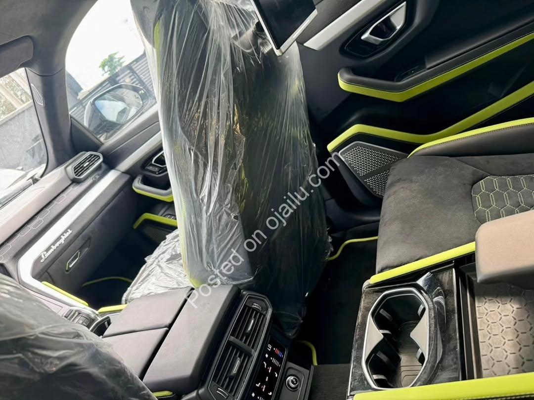 2020 Lamborghini Urus: Luxury Unleashed with Alcantara & B&O Sound