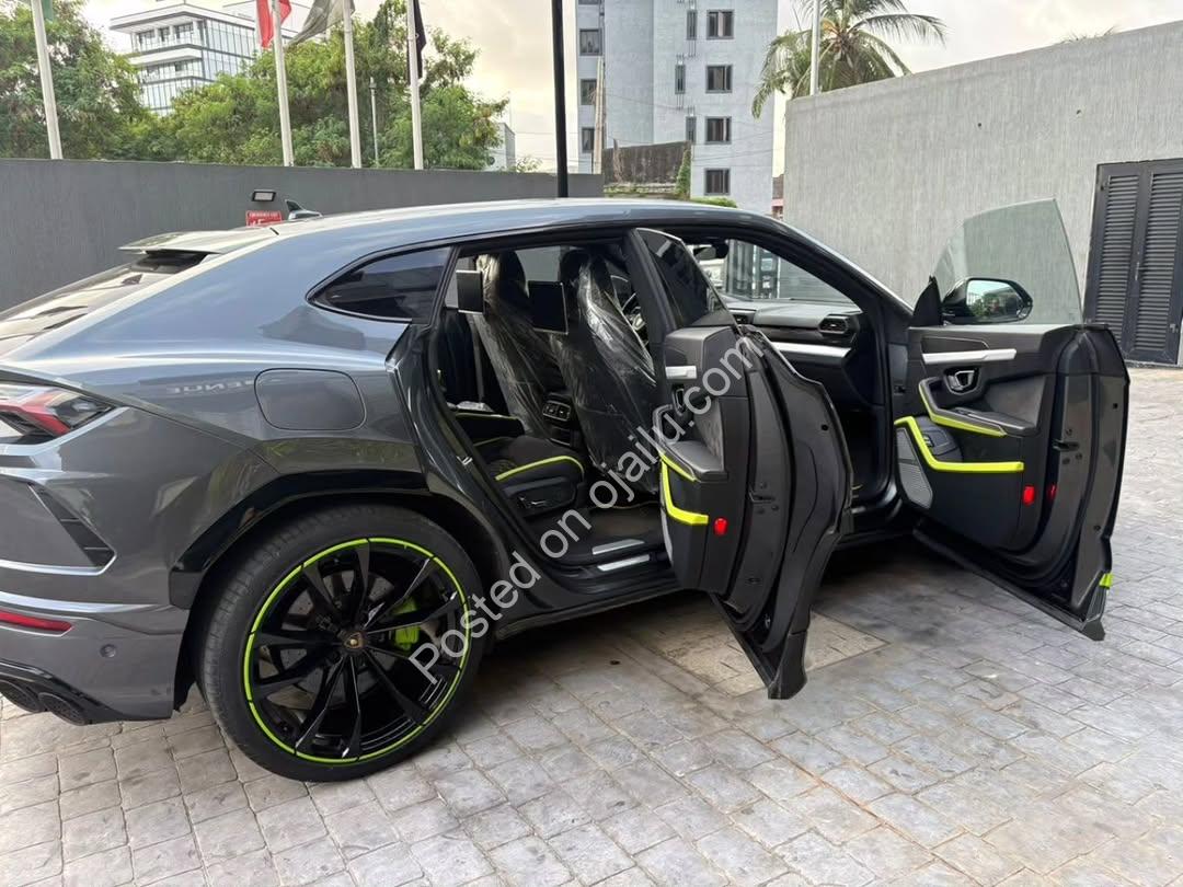 2020 Lamborghini Urus: Luxury Unleashed with Alcantara & B&O Sound