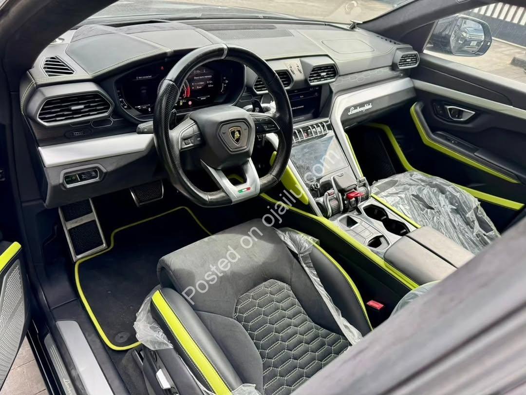 2020 Lamborghini Urus: Luxury Unleashed with Alcantara & B&O Sound
