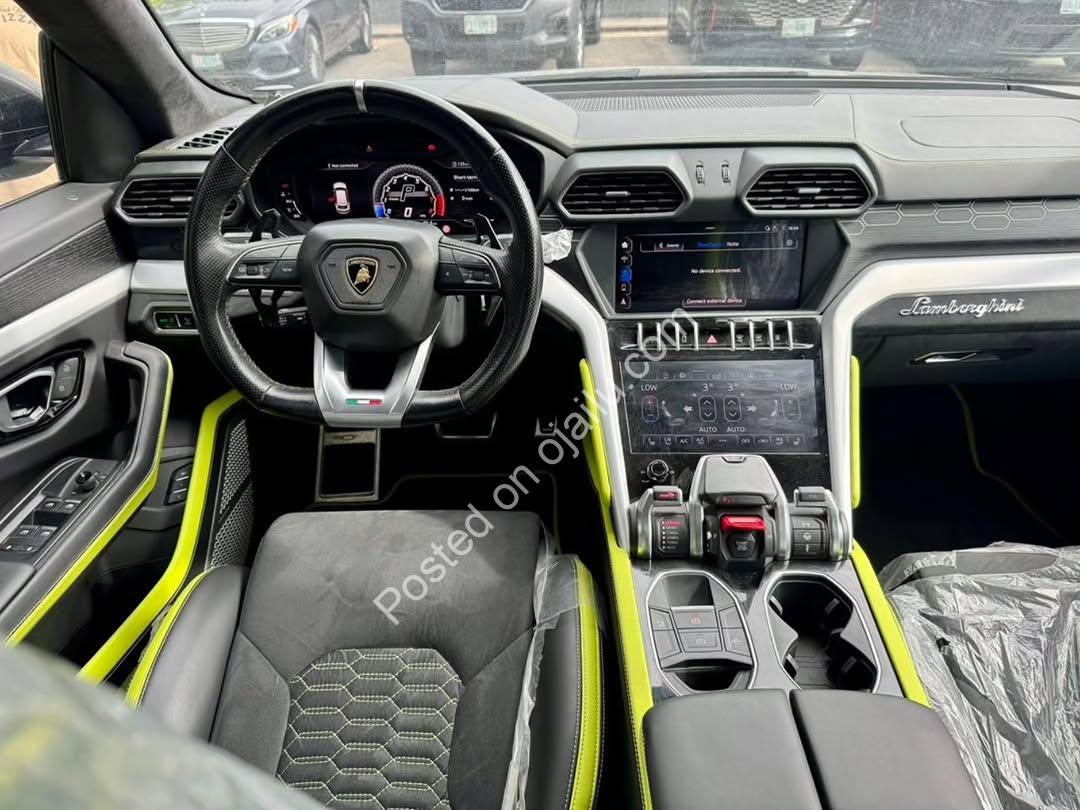 2020 Lamborghini Urus: Luxury Unleashed with Alcantara & B&O Sound