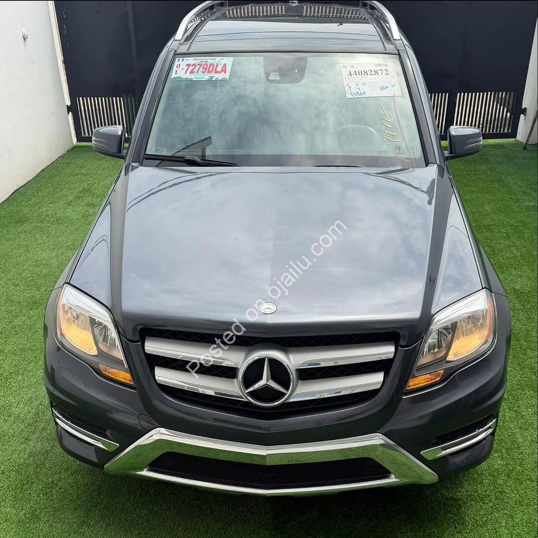 HERTZ INVESTOR SPECIAL: 2015 GLK 350 TOKS – FULL OPTIONS