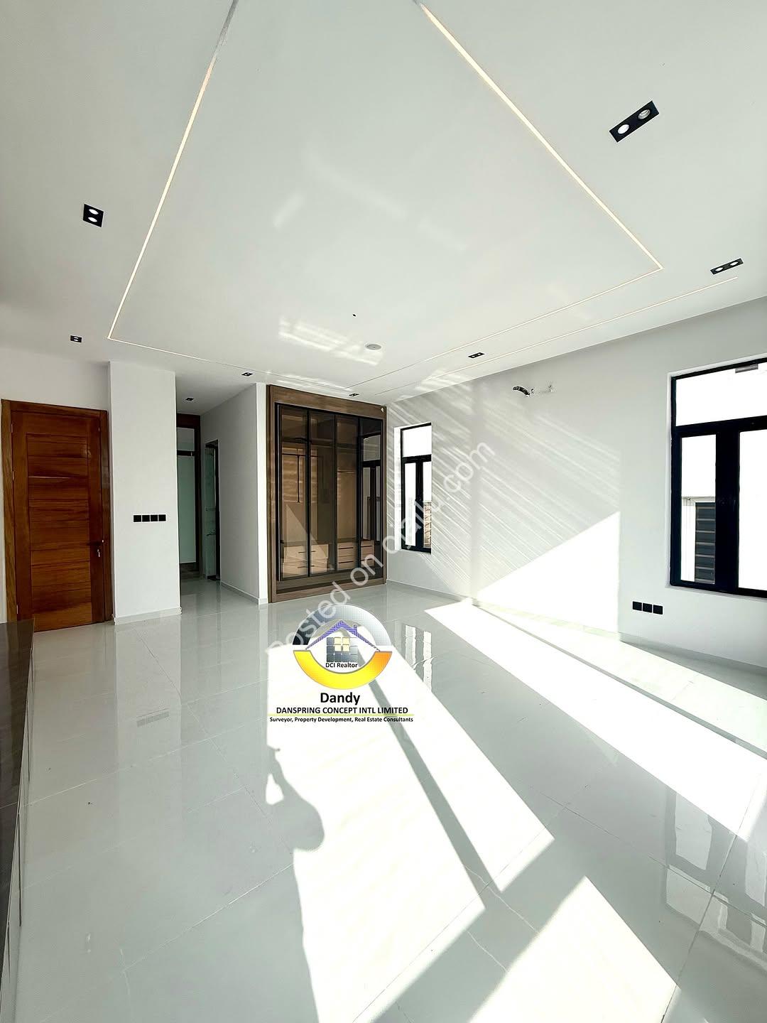 Dive Into Resort-Style Living: 5BR Duplex w/ Pool & Water Fountain
