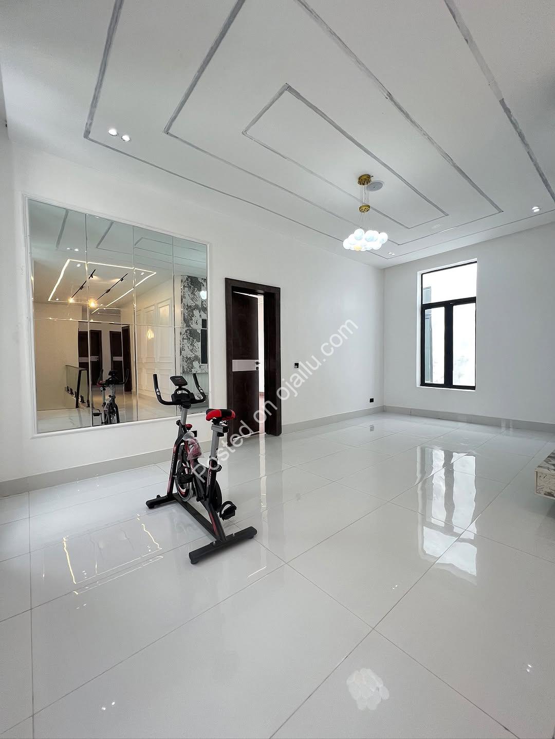 Contemporary Smart Home in Secure AJAH Estate