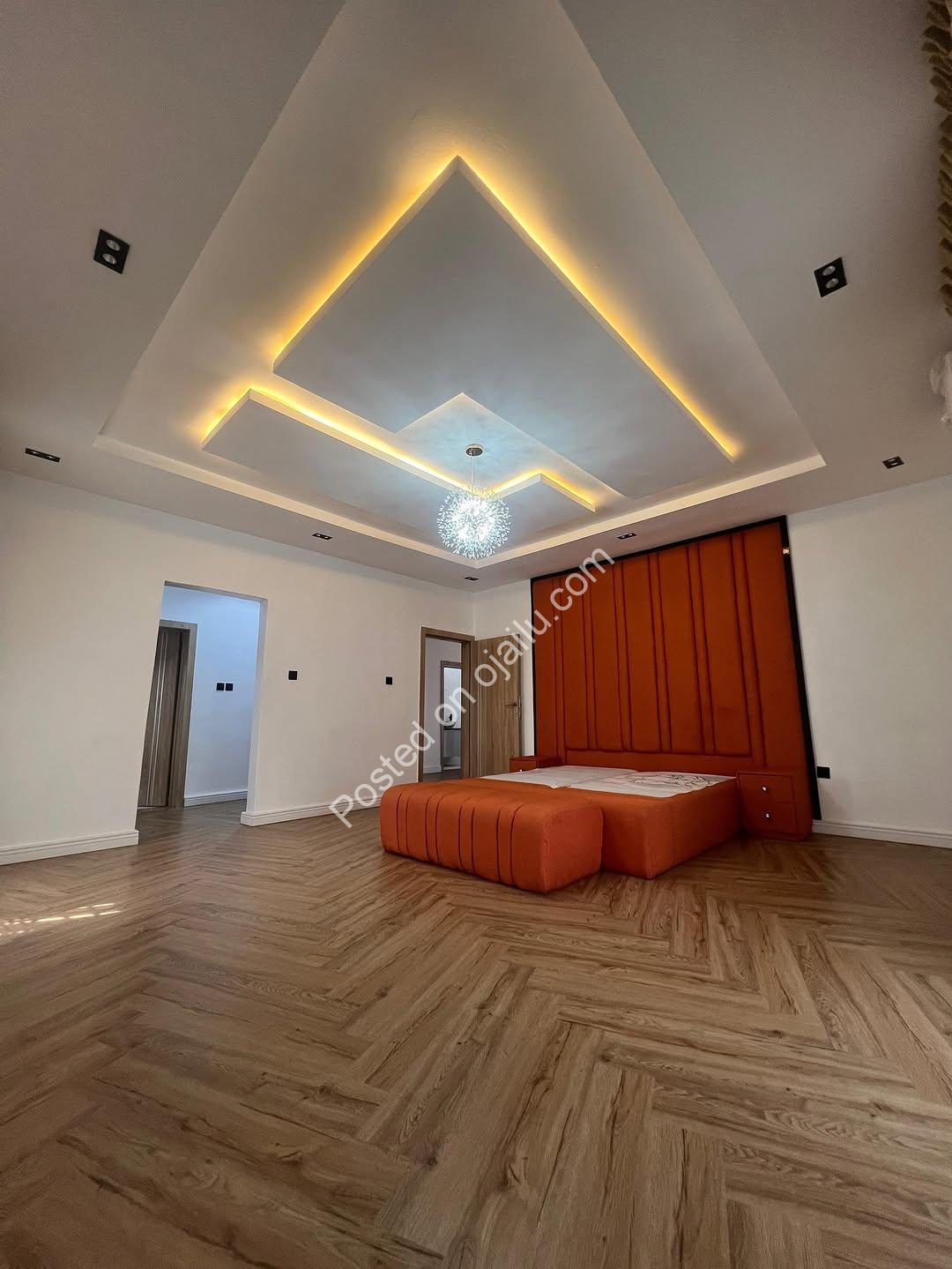 6 Bedroom Masterpiece with Cinema & Rooftop Lounge
