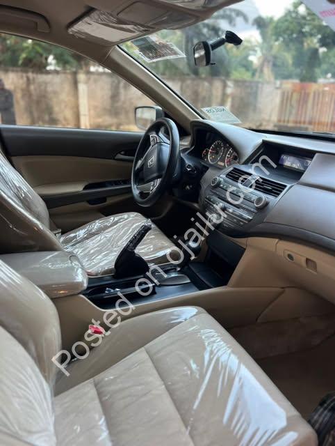 2008 Honda Accord, Low Mileage, Fully Custom Papers – ₦7M Only!   08103043888