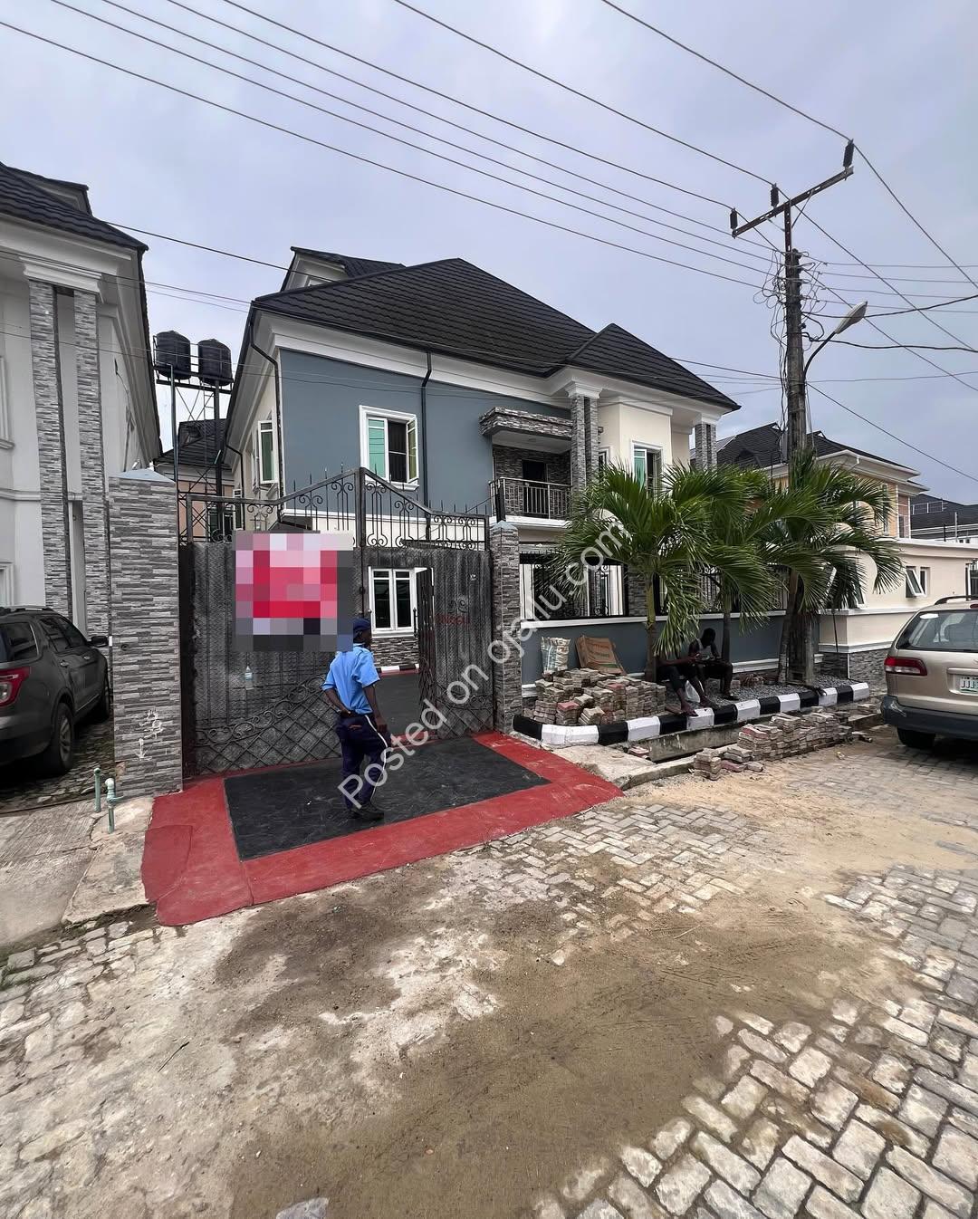Ikota’s Finest: 8 En-Suite Bedrooms in Prime Lekki