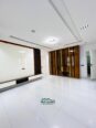 Stunning 5-Bed Duplex with Pool & Rooftop View