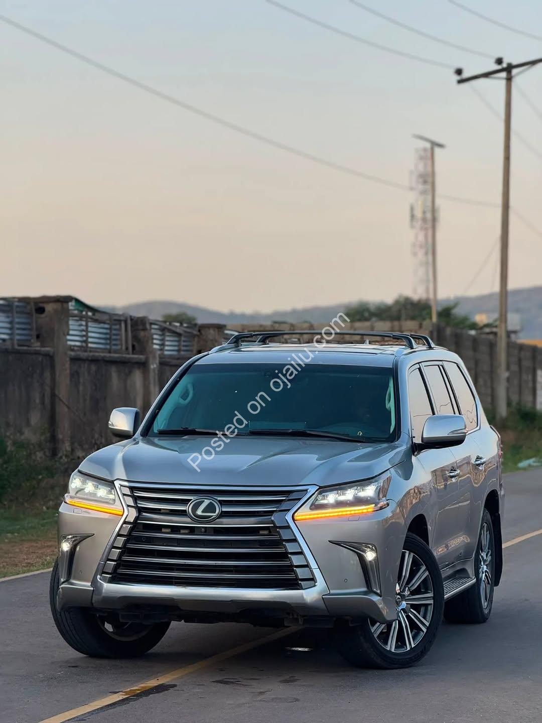 EXCEPTIONAL LEXUS LX570 2018 – Original Duty, Luxury SUV