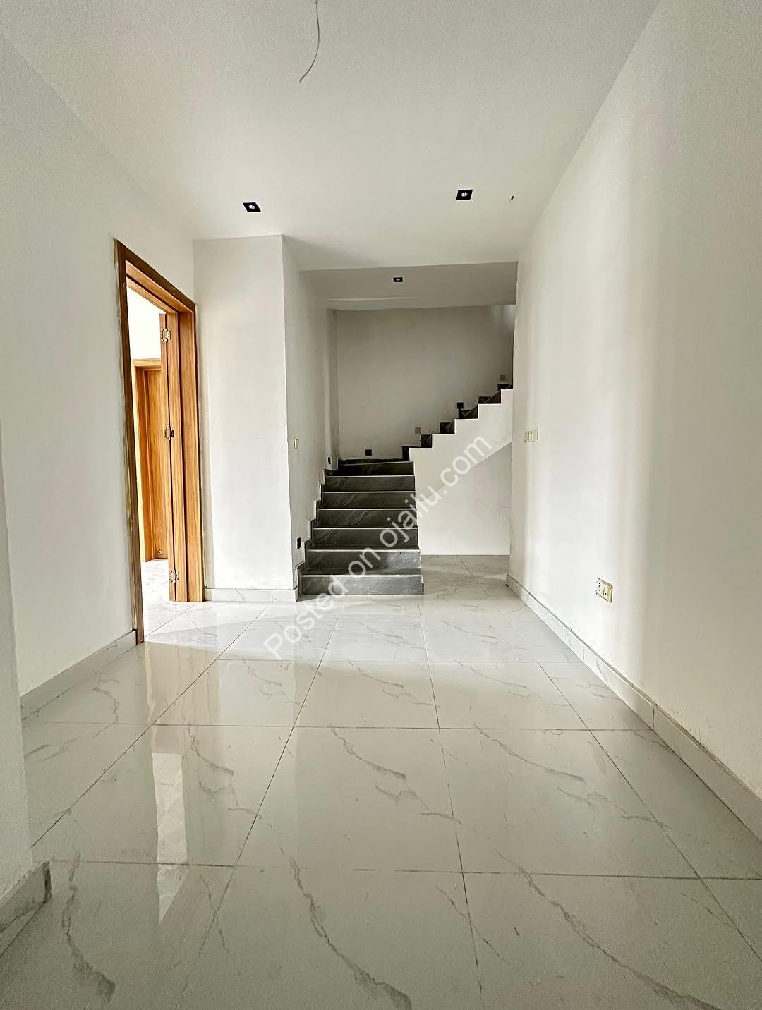 Contemporary 4-Bed Terrace Duplex in Lekki Phase 1