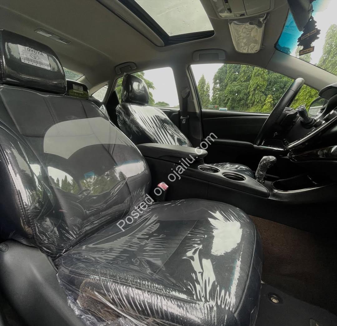 2013 Toyota Avalon XLE – Sunroof & Push Start at a Steal!  ✨