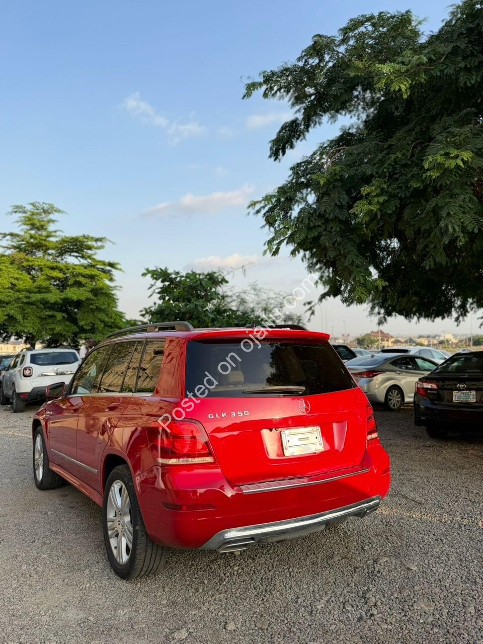 2015 GLK350: Panoramic Roof, Reverse Cam, 17M Naira