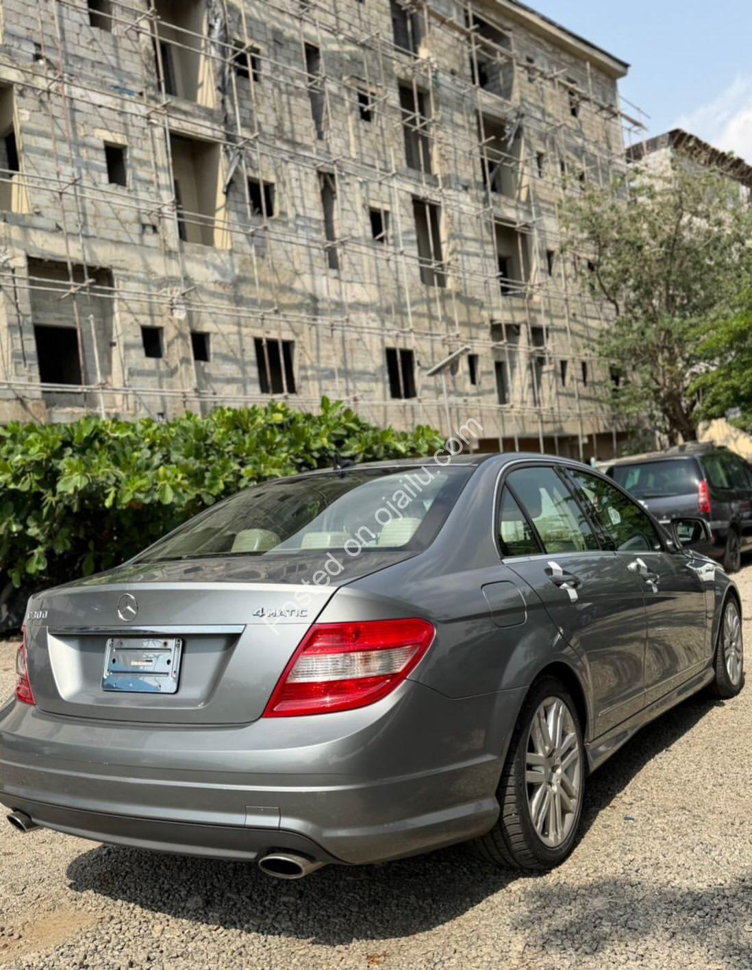 2009 Mercedes C300 4MATIC: Duty Paid Luxury in Abuja