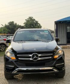 2017 Mercedes GLE350: Genuine Duty