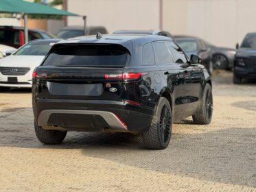 2020 Range Rover Velar: Luxury SUV That Turns Heads