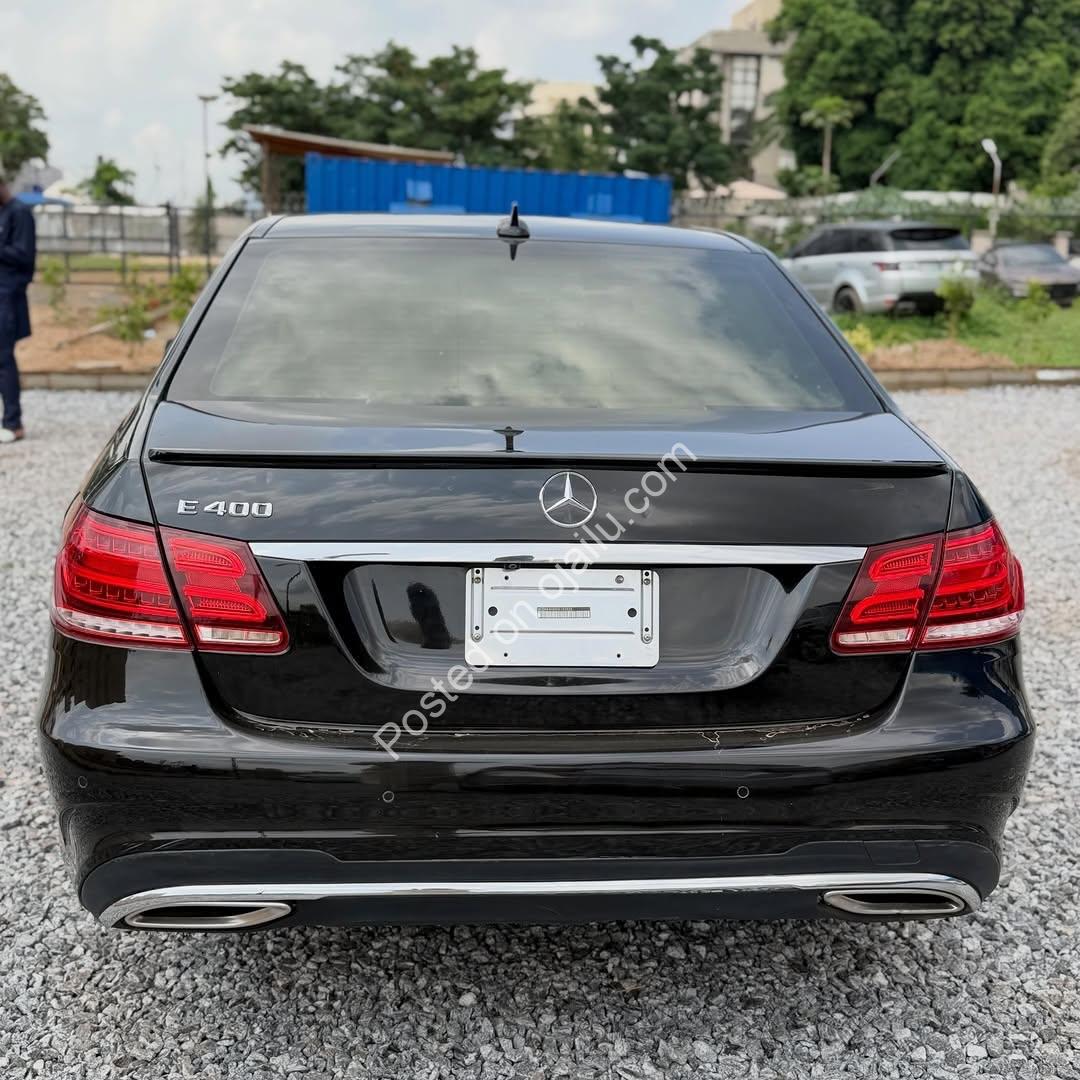 Luxury Perfected: 2014 E400, 25M