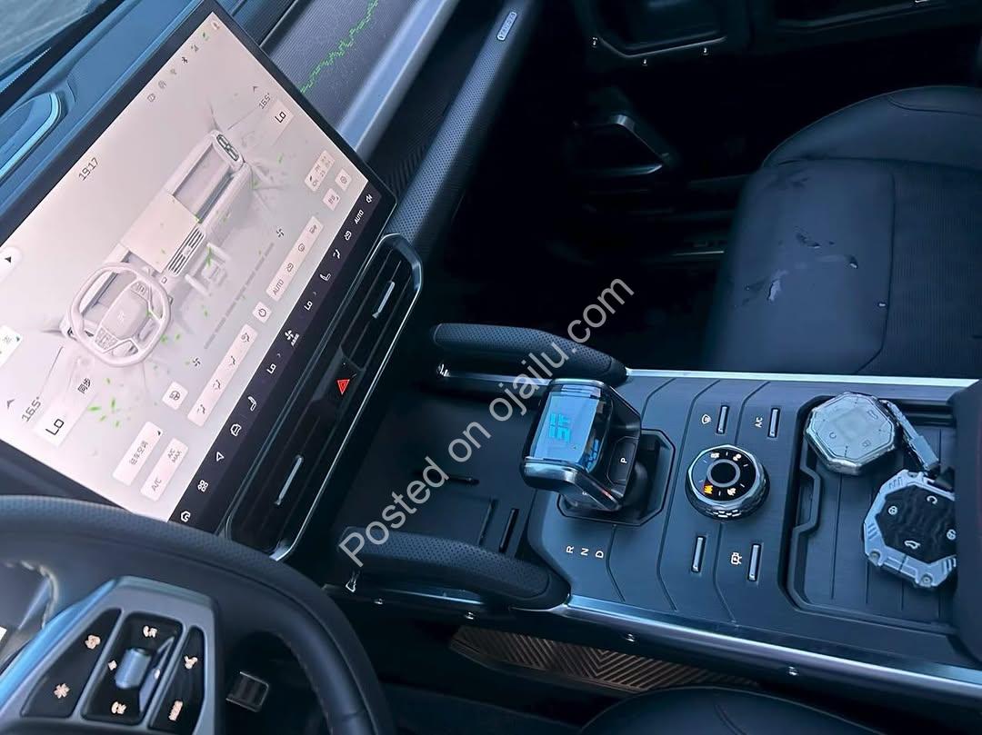2025 Jetour T2 Hybrid: SONY Sound, Fully Loaded – 20K KM