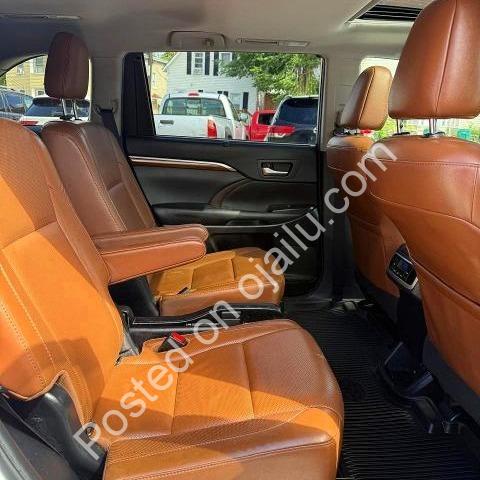 2019 Toyota Highlander Limited – Premium V6, Run N’ Drive, N31M