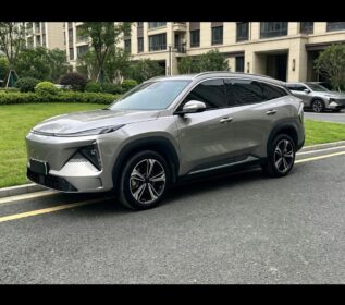 2024 Geely Galaxy L7: 1
