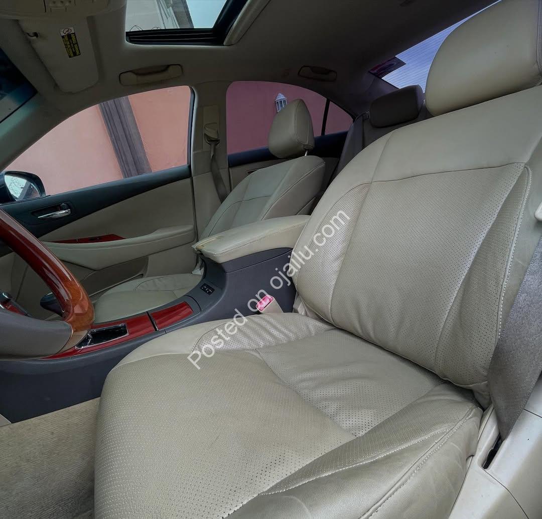 2007 Lexus ES350: Sunroof, Luxury & Thumb Start at 10.3M!