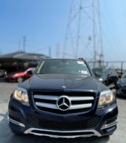Fresh Import: 2014 Mercedes GLK350 4Matic – Panoramic Roof & Camera