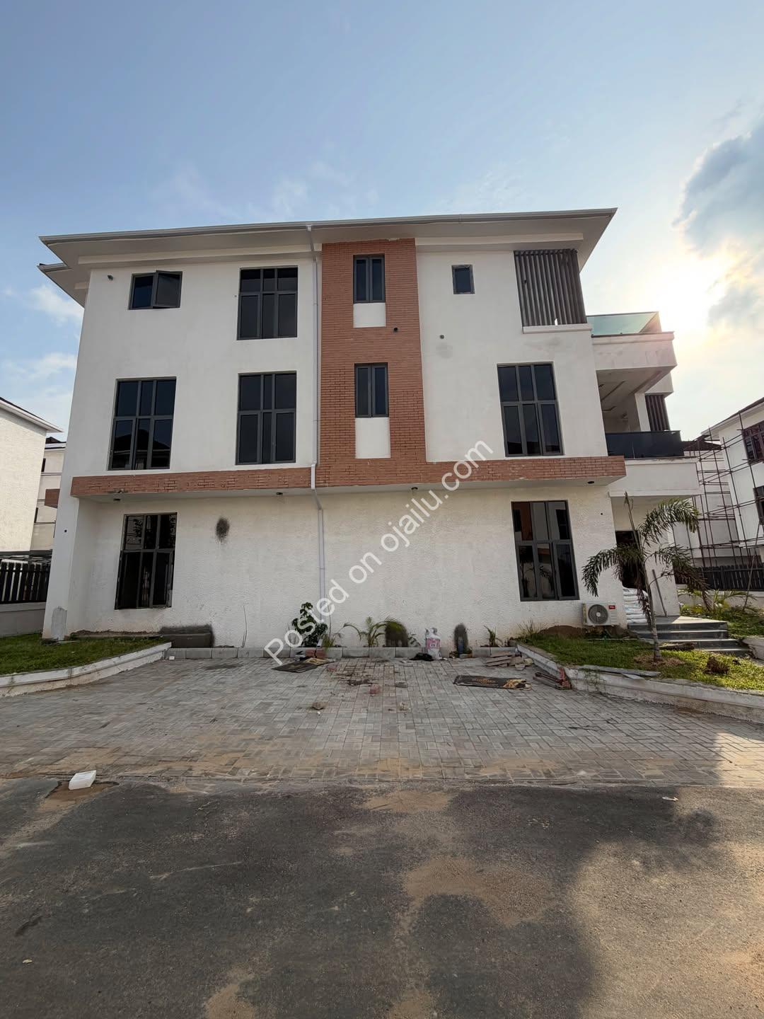 Elevate Your Lifestyle: 6-Bed Asokoro Masterpiece