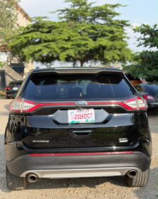 2018 Ford Edge: Keyless