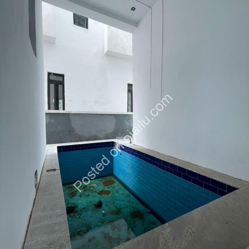 Ajah Dream Home: 5-Bed Duplex with Pool & CofO