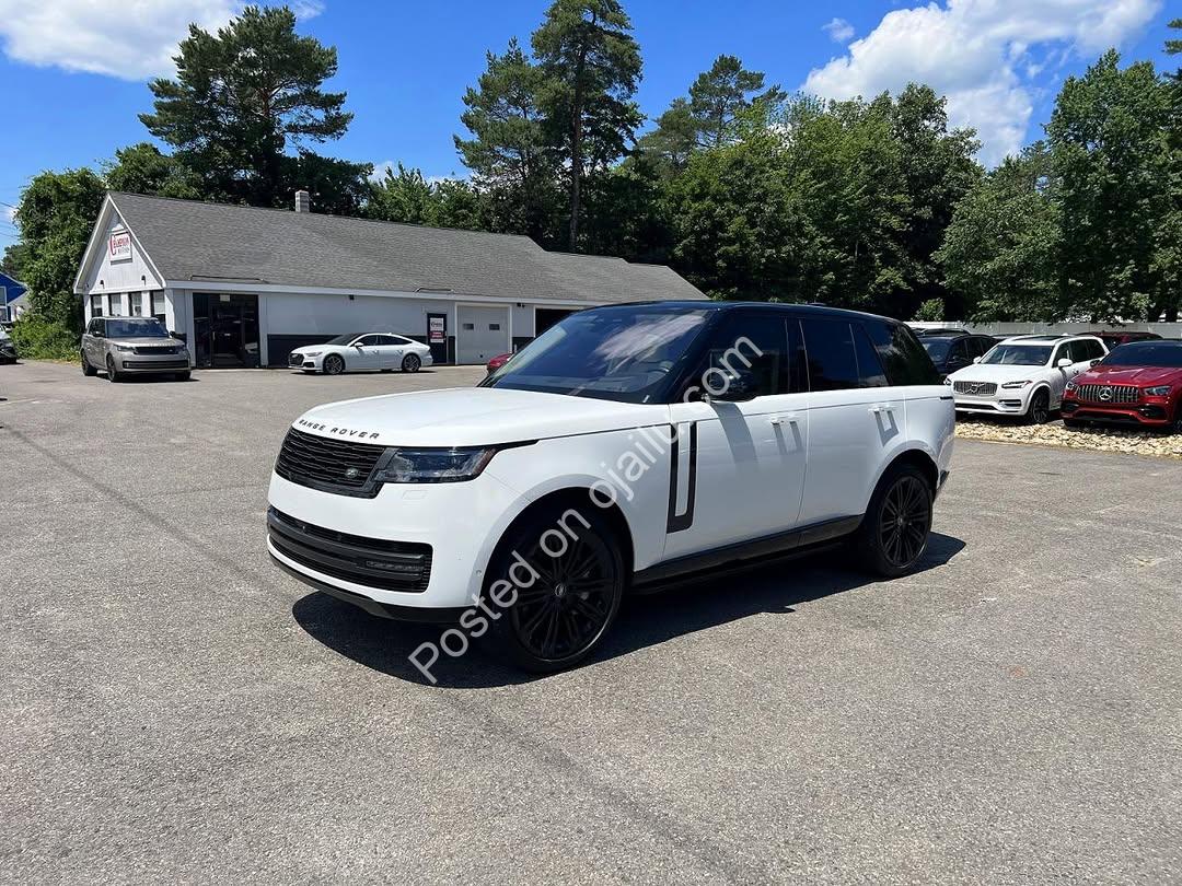 2023 Range Rover SE – Luxury Unleashed, Zero Stress Import