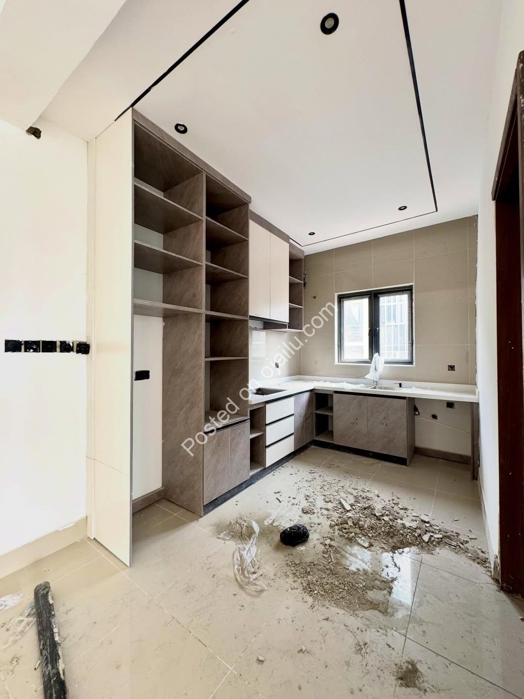 Newly Built Ikate Lekki Gem with Pool & Gym  ‍♂️