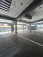 2BR Serviced Oasis: Pool, Gym & Elevator!