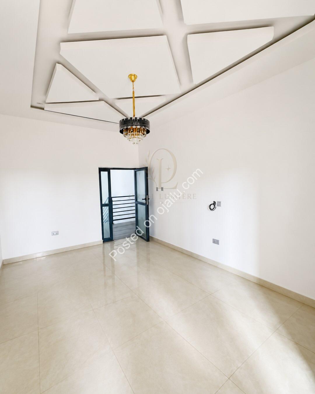 5-Bed Duplex in Lifecamp: Space & Elegance Await