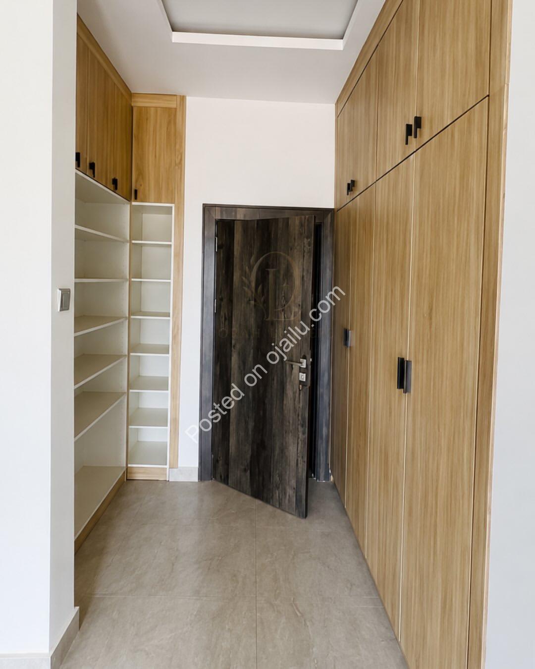 5-Bed Duplex in Lifecamp: Space & Elegance Await