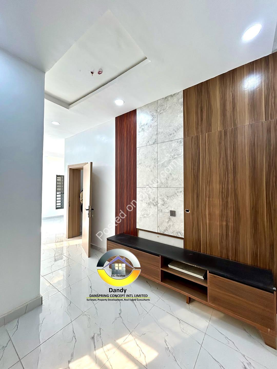 Your Dream Home Awaits: 4BR Duplex with Pool in Sangotedo